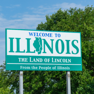 Welcome sign for Illinois, stating "The Land of Lincoln" and "From the People of Illinois."